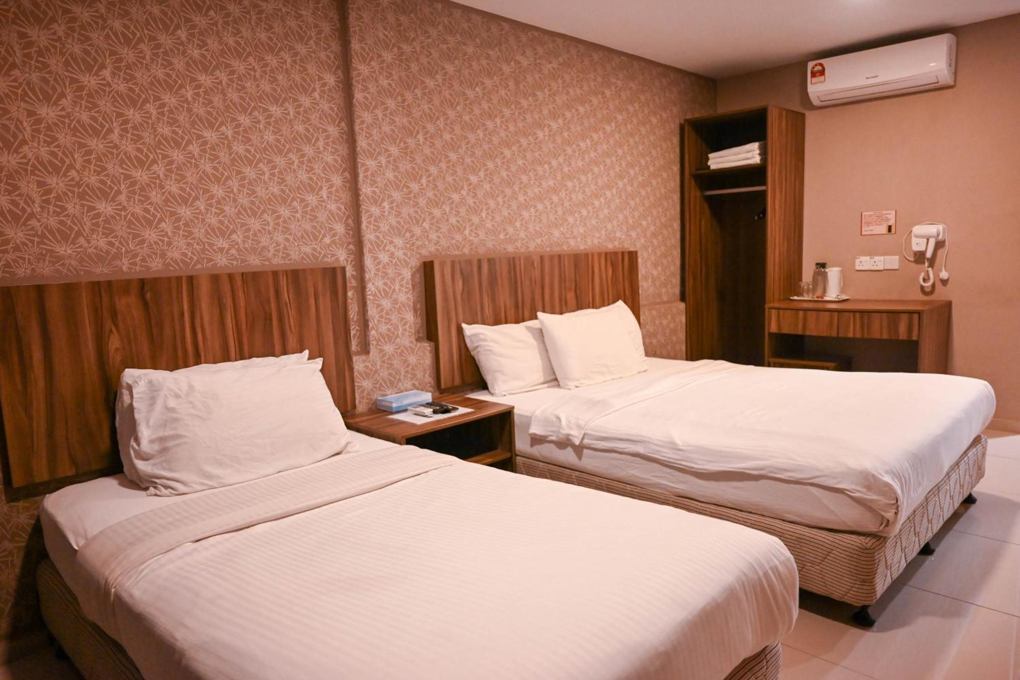 Hotel Jelai @ Raub, Pahang Екстериор снимка