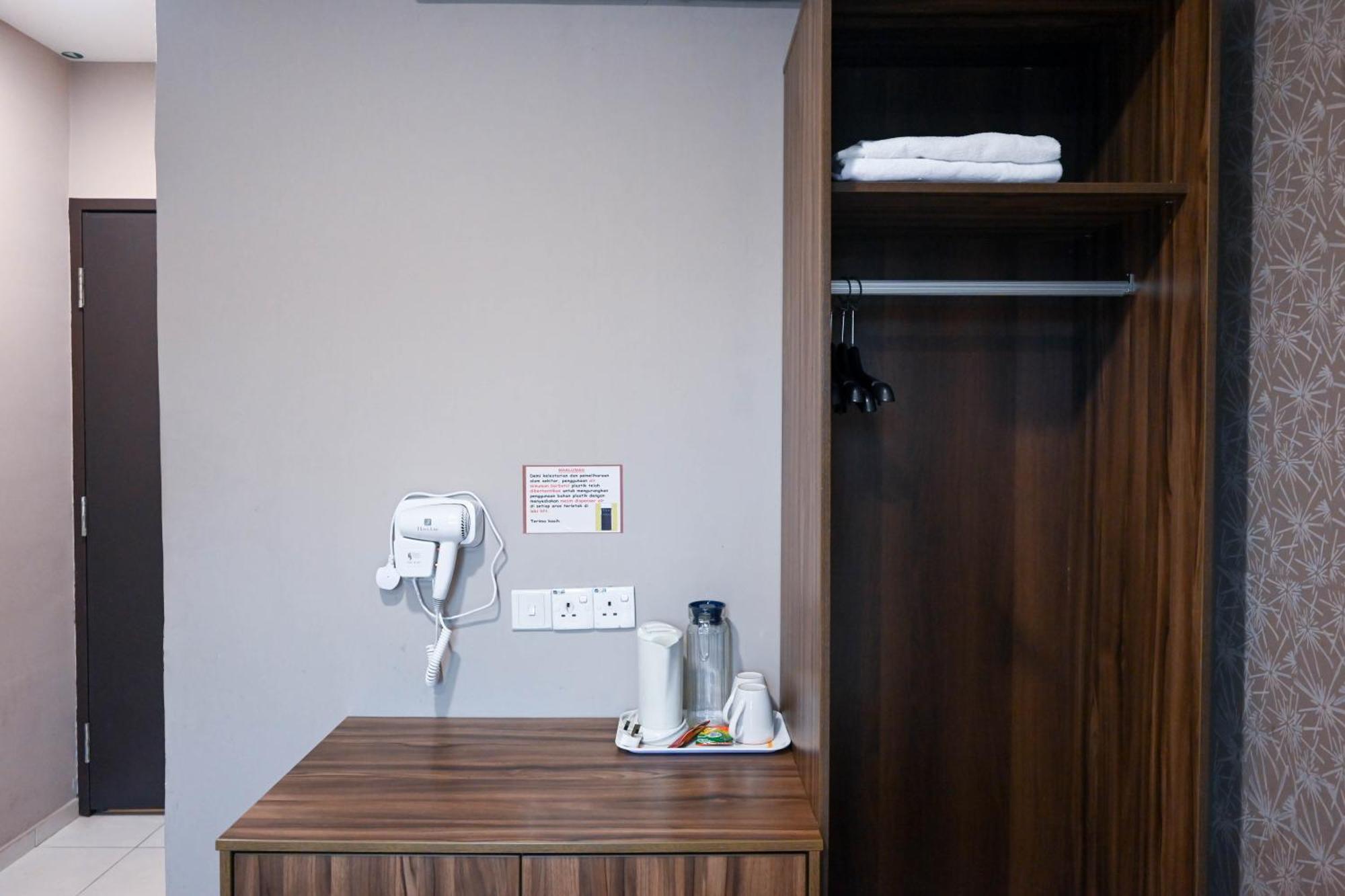 Hotel Jelai @ Raub, Pahang Екстериор снимка